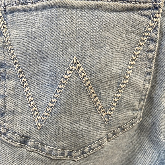 Wrangler Women's πΌπππππππ πΉππ
πππ πππππ Light Blue - Picture 5 of 8